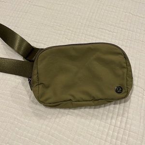 LULULEMON BELT BAG